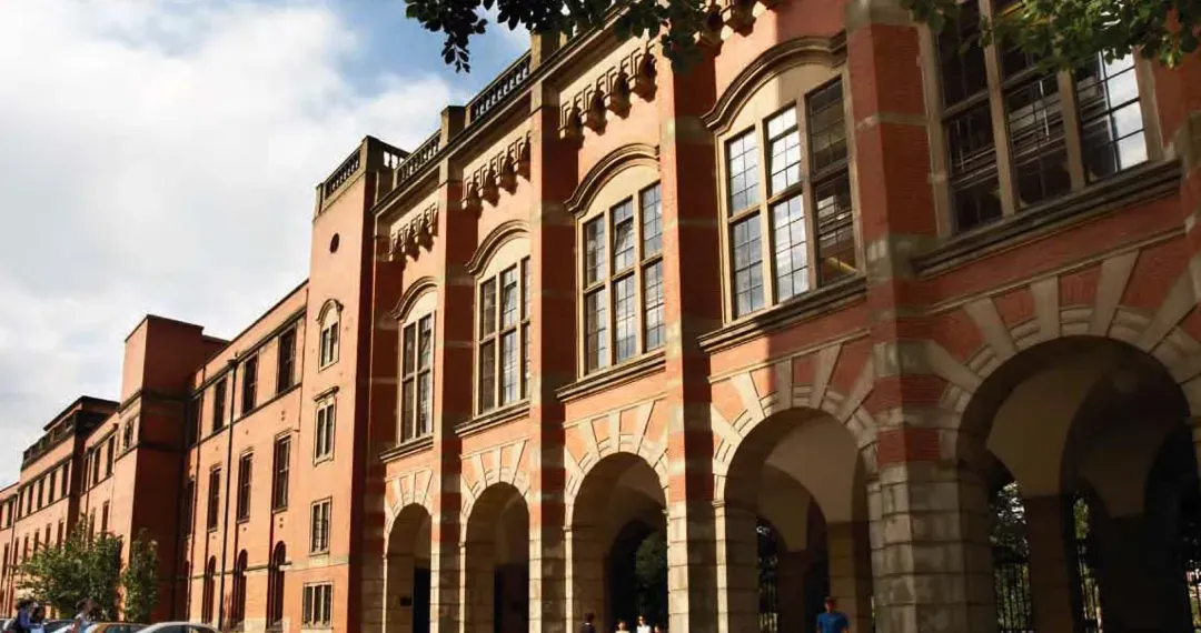 Birmingham Law School nearly 100 years, offers students an innovative and challenging of legal education and research