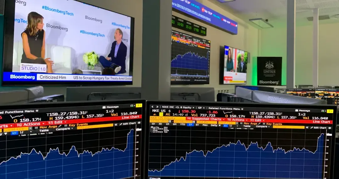 Bloomberg Lab, Students can use these terminals for research, coursework, and developing skills in market analysis