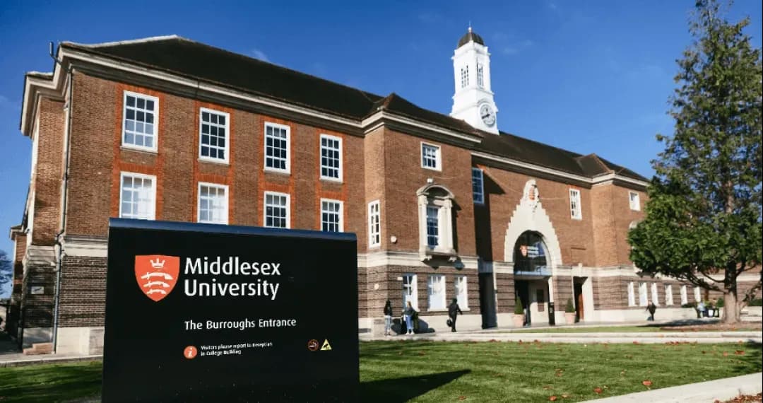 College Building features the centrepiece of our campus - the Rickett Quadrangle, which is a magnificent social space