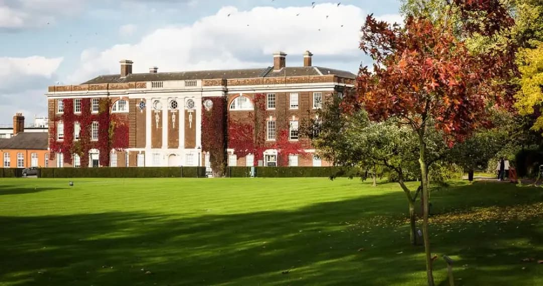 College Green is the perfect place to relax with friends, catch up on your reading, or take in the new sights across campus