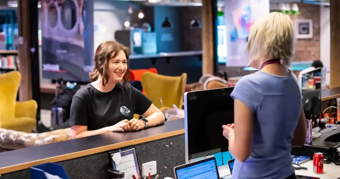 Common Area, provides a relaxed environment where students can meet, socialize, and network