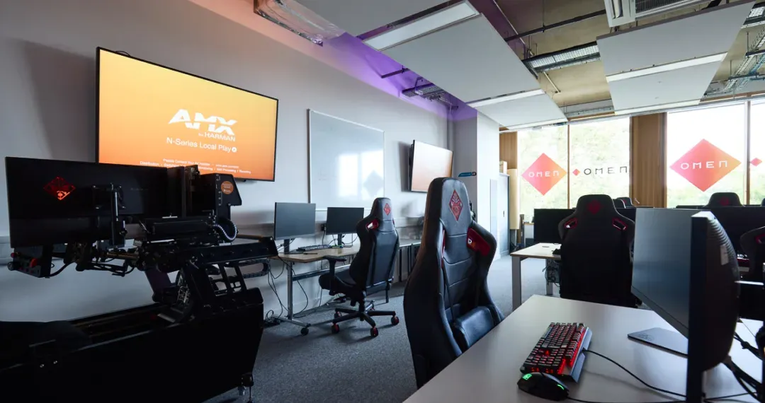 The Computing and Games room in the Creative Hub equipped with high spec of computer