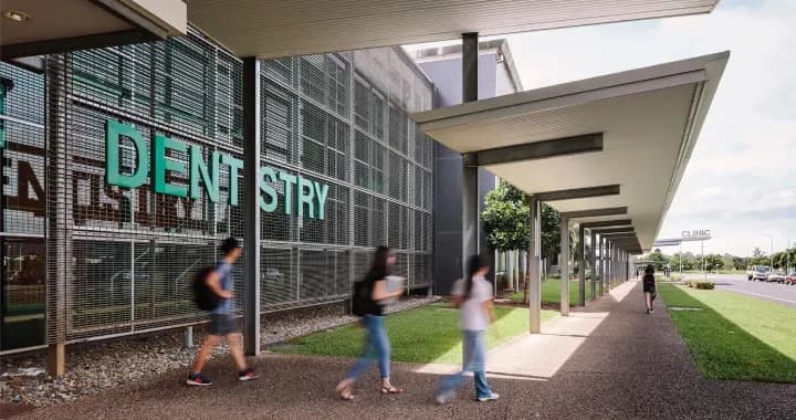 JCU Dental in Cairns offer dental treatments from senior dentistry students under the provision of qualified dentists