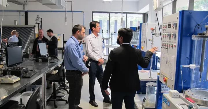 Fluid Mechanics Laboratory, help student do research geotechnical and pavement engineering laboratory