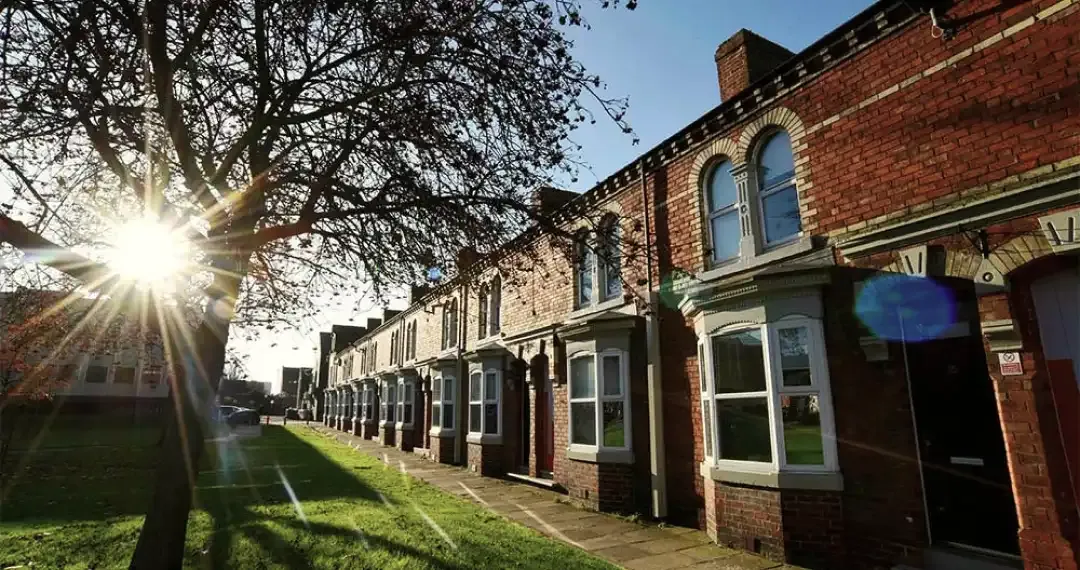 King Edward’s Square offers 15 houses are set around a central green, which is a lovely outdoor socialising space