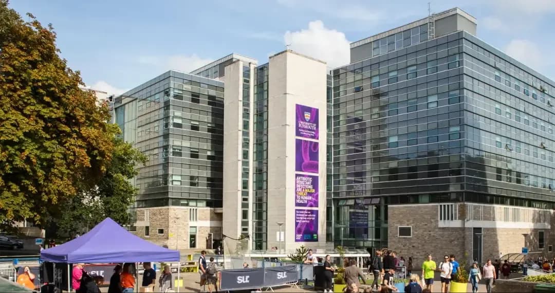 Main Academic Buildings offer faculties and facilities for health, science, engineering, arts, and business disciplines