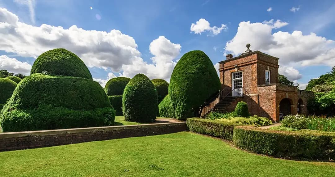 The Quiet Place is intended as a sanctuary for mindfulness prayer to retreat from the hustle and bustle of academic life