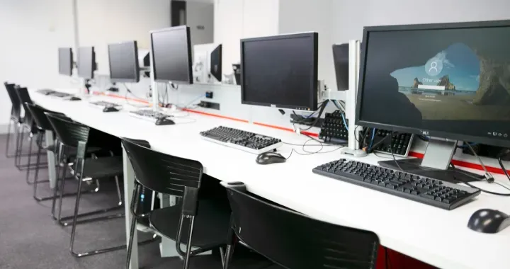 Computing facilities are available to students with high capacity laser printer at JCU Brisbane