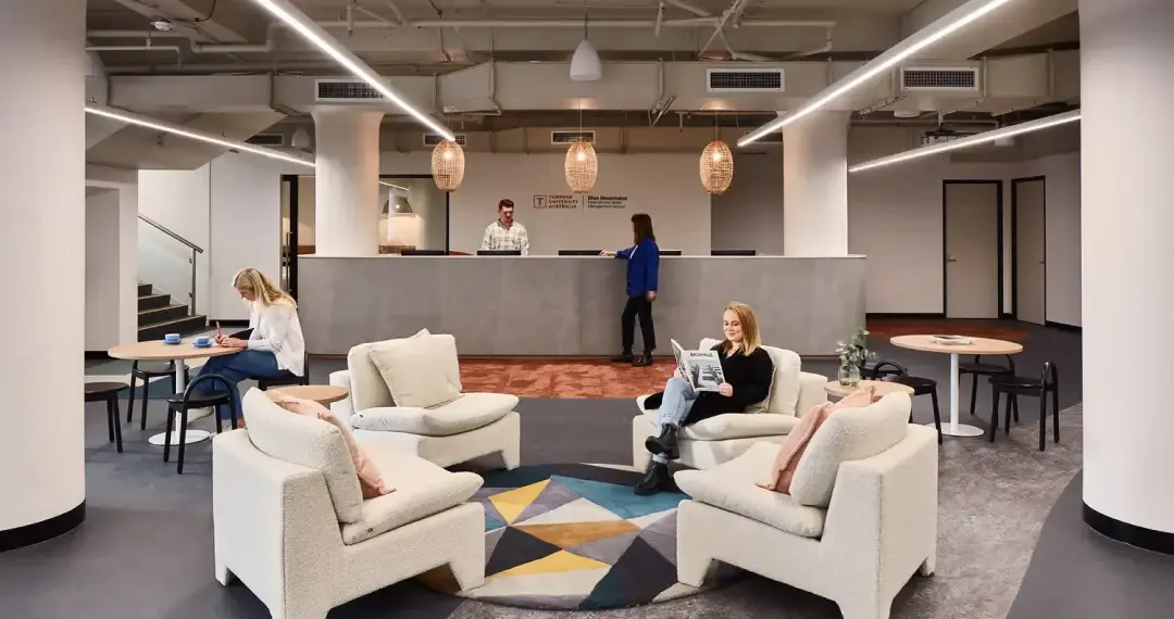 Student Service help with enrollment, course changes, fee payments, and accessing official documents