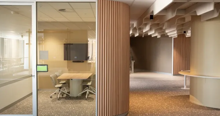 Student Learning Lounge, which provides group and individual study spaces