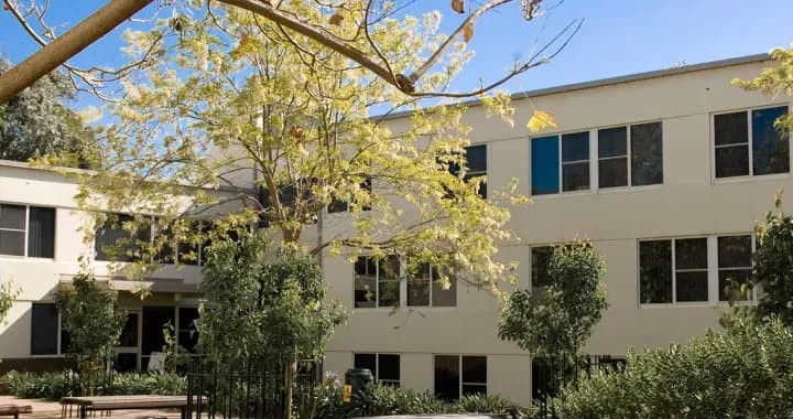 The College offers a wide range of University Foundation Studies and Diploma programs