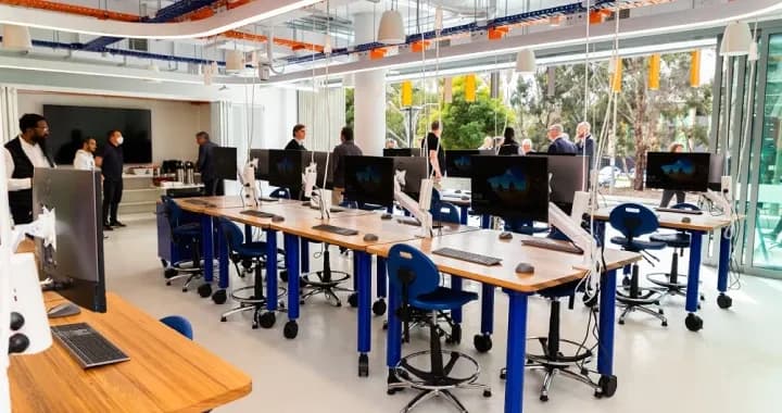 The ESTeM Engineering lab, promotes the use of high-end diagnostic and computer equipment