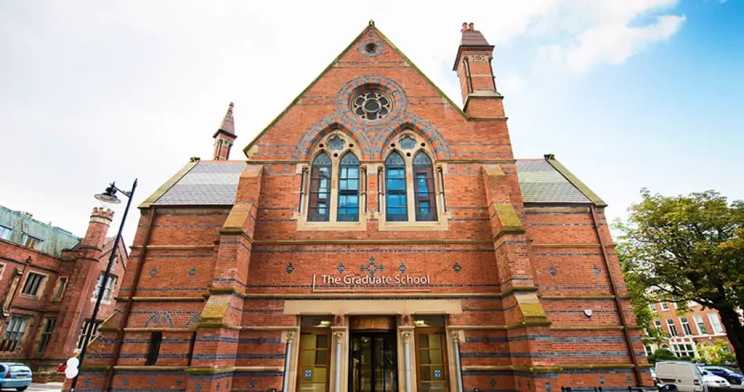 The Thomas J. Moran Graduate School comprising 6 group study rooms, 7 teaching rooms and 2 training rooms