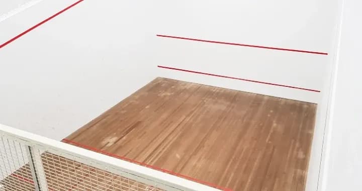 UCFitx has three squash courts available, located on campus in Building 4