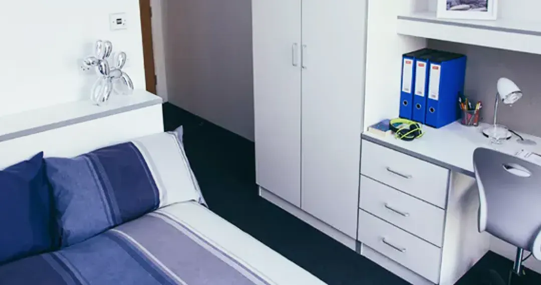 University Locks offers a variety of room types including en-suite rooms and studio apartments with affordable price