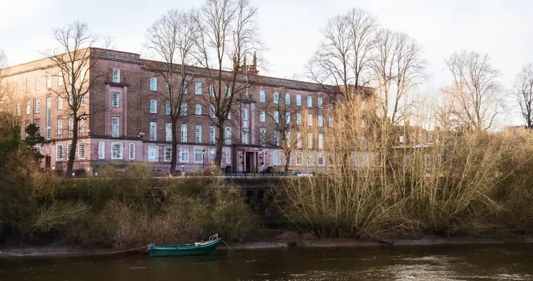 Wheeler is home to Faculty of Humanities and Social Sciences and offer several important facilities