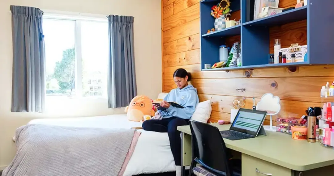Akoranga Student Village offers shared living in townhouse-style apartments just 5-minutes' walk from North Campus