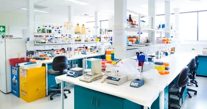 Certified lab for dual occupation by the Faculty of Health Science and the Faculty of Science and Engineering