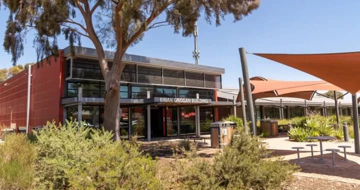 Discover the perks of small class-sizes and dedicated staff at our campus in Mildura