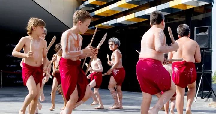 Proudly acknowledges the traditional custodians of the lands of its Victorian campuses