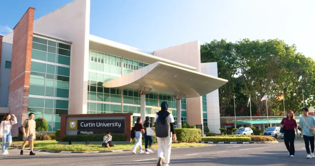 Curtin University Malaysia, a well-established Australian originally from Perth offers globally recognised Australian degrees