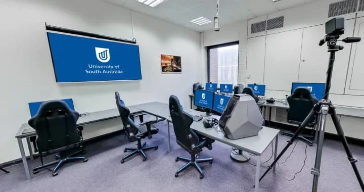 A specialized hub fitted with Alienware computers and virtual reality headsets