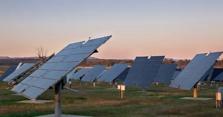 Gatton Solar Research Facility