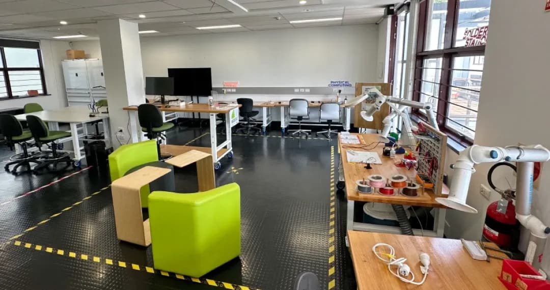 The Hackspace - access to VR and 3D modelling objects facilities