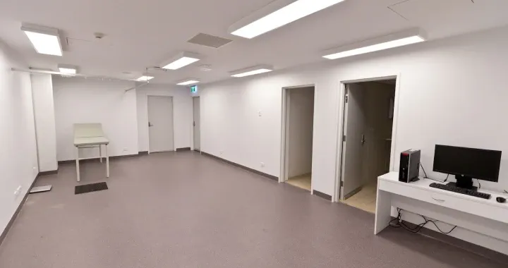 CQU Adelaide Hallway Room