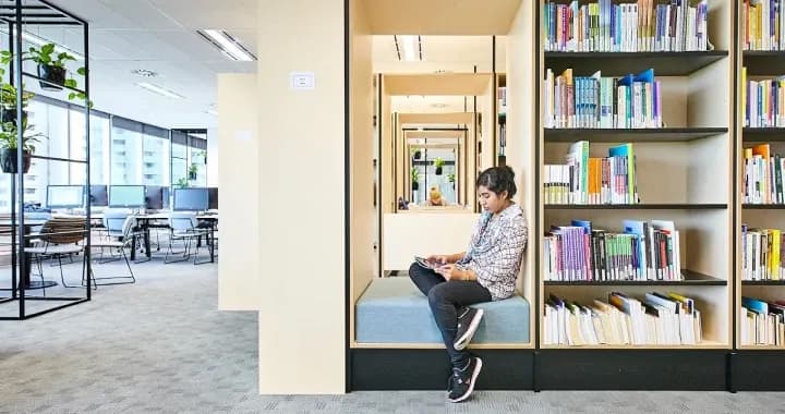 Library has stunning views of the city, has course books and reading materials for all