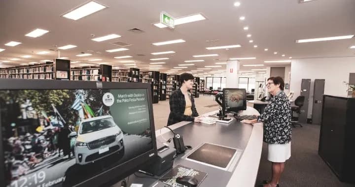 Group study spaces, comfy seats and powered desks, computers, printers and scanners, book collections and much more. Throughout OWeek, library staff will be giving tours on demand all day