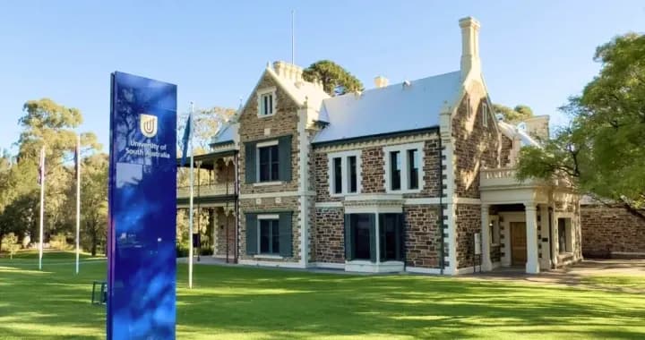 UniSA's Mawson Lakes campus boasts contemporary, industry-standard teaching and research facilities for students