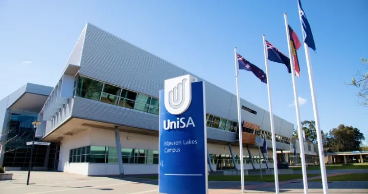 UniSA's Mawson Lakes campus boasts contemporary, industry-standard teaching and research facilities for students