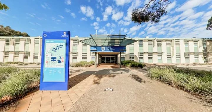 UniSA's Mawson Lakes campus boasts contemporary, industry-standard teaching and research facilities for students