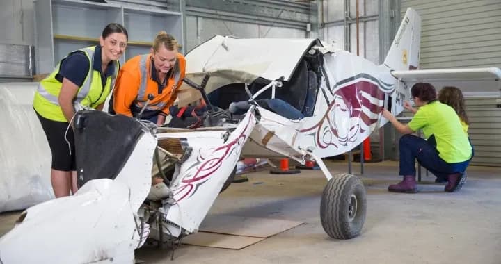 CQU Bundaberg Fly Mechanical Garage