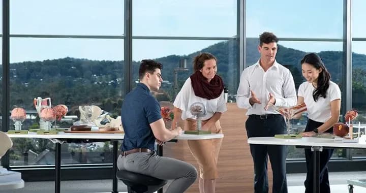 Providing an experience that maximises opportunities for learning and teaching clinical skills