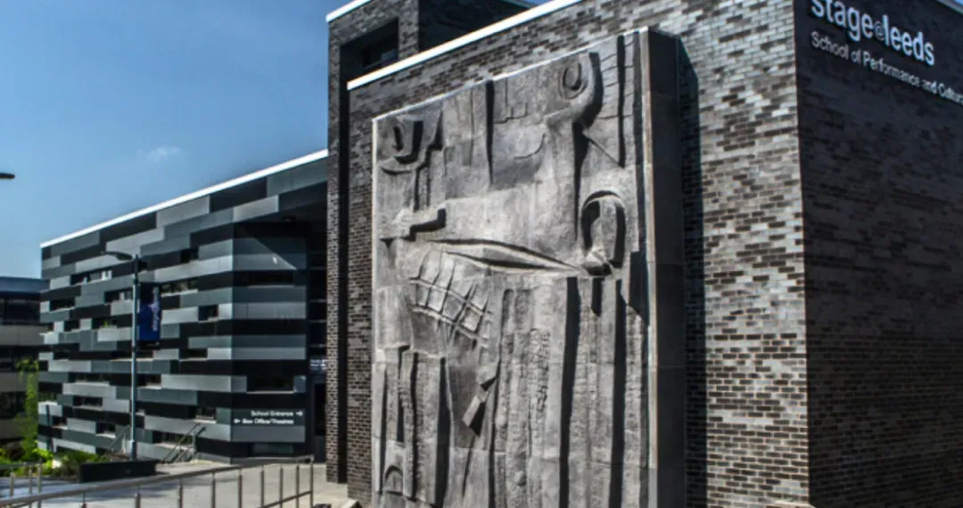 stage@leeds School of Performance and Cultural Industries, is a public-licensed venue with 2 theatres and a dance studio