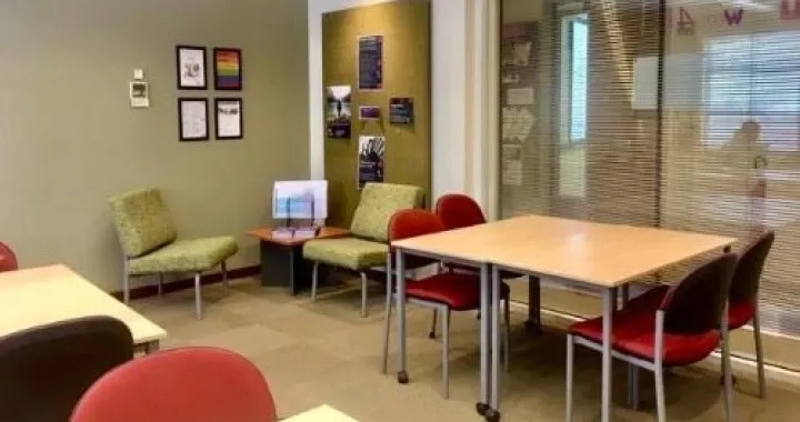 Provides a modern and vibrant environment to help you make the most of your degree