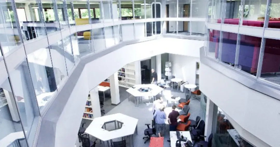 Library in Swindon campus offers modern and bright social learning spaces and computer area.