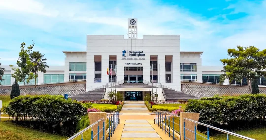 Offers residential accommodation, sports facilities (including a pool), library, student association complex