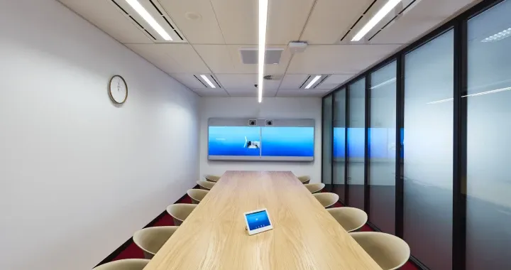 We offer learning spaces for lectures, tutorials and informal meetings, catering to groups ranging from 4 to 70 people