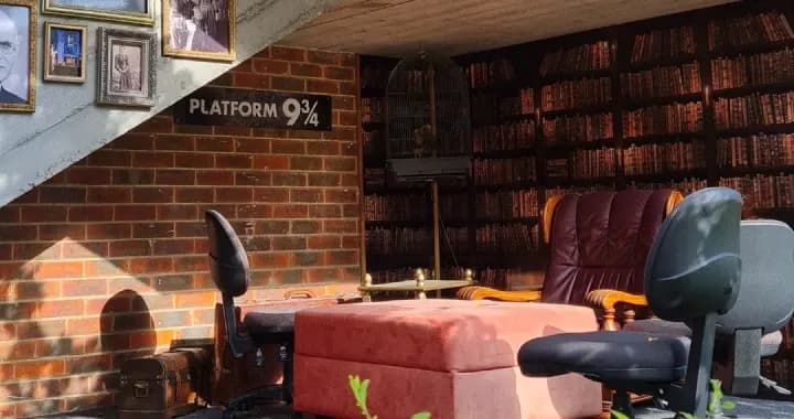 The facility houses a sheltered courtyard, recently refurbished study rooms, an Abacus computer lab and the famous Harry Potter-inspired study look