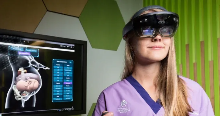 School of Nursing & Midwifery, first of the new VR projects simulates a real-world delivery room