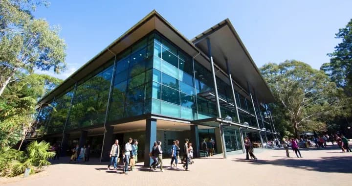 Wollongong campus is set in native Australian bush and is one of the most picturesque university campuses in Australia